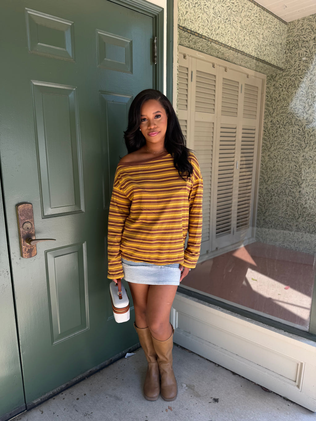 Off the shoulder long sleeve tee (yellow)