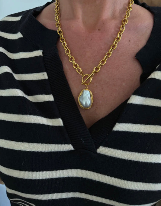 Pearl chain necklace
